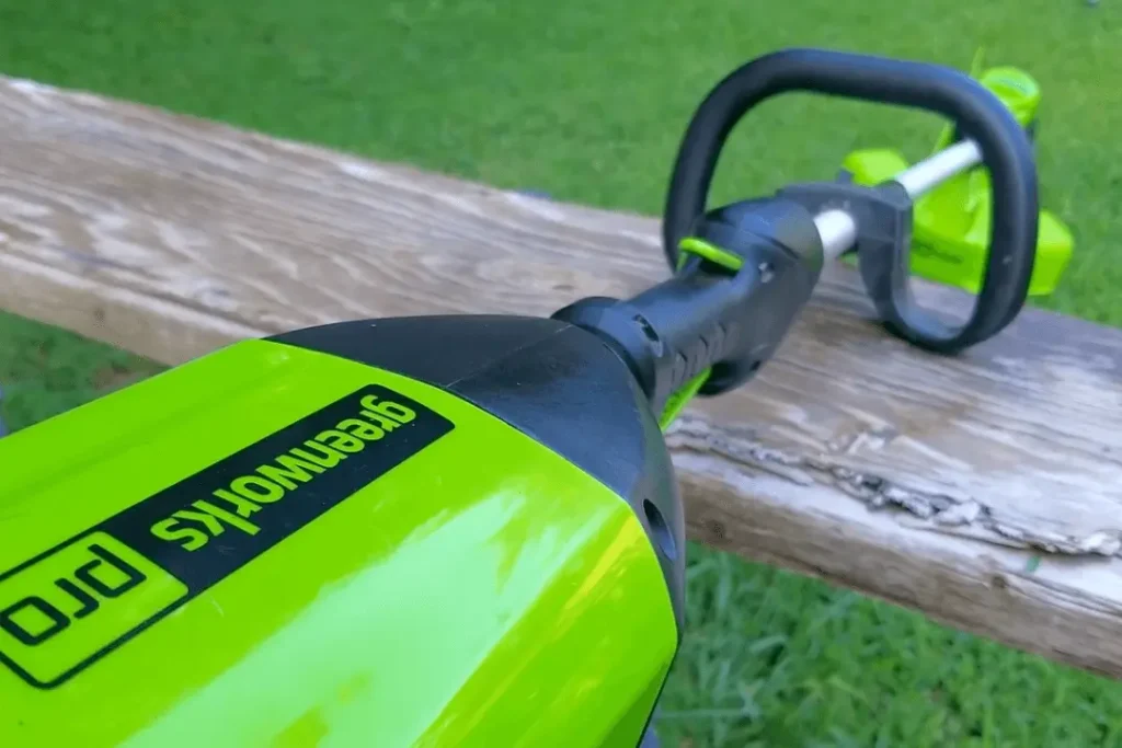 A Comprehensive Guide to Replacing String on Your Greenworks Trimmer